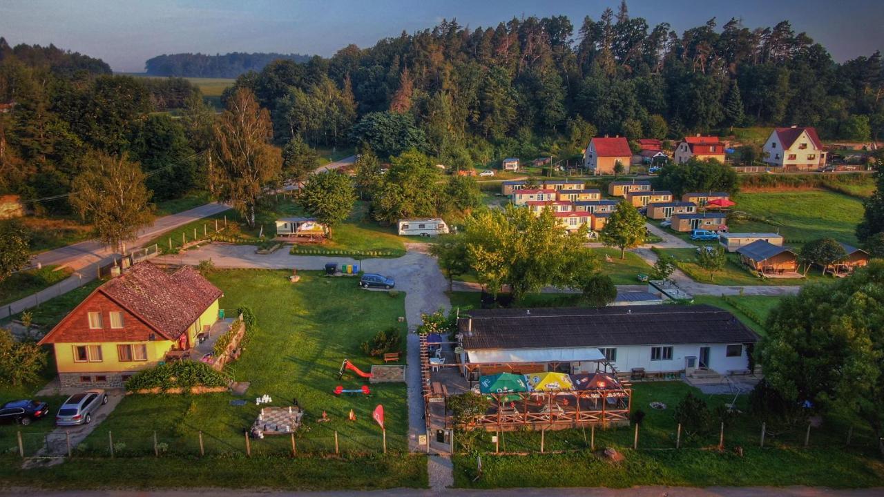 Camping Prima Hotel Týn nad Vltavou Екстериор снимка