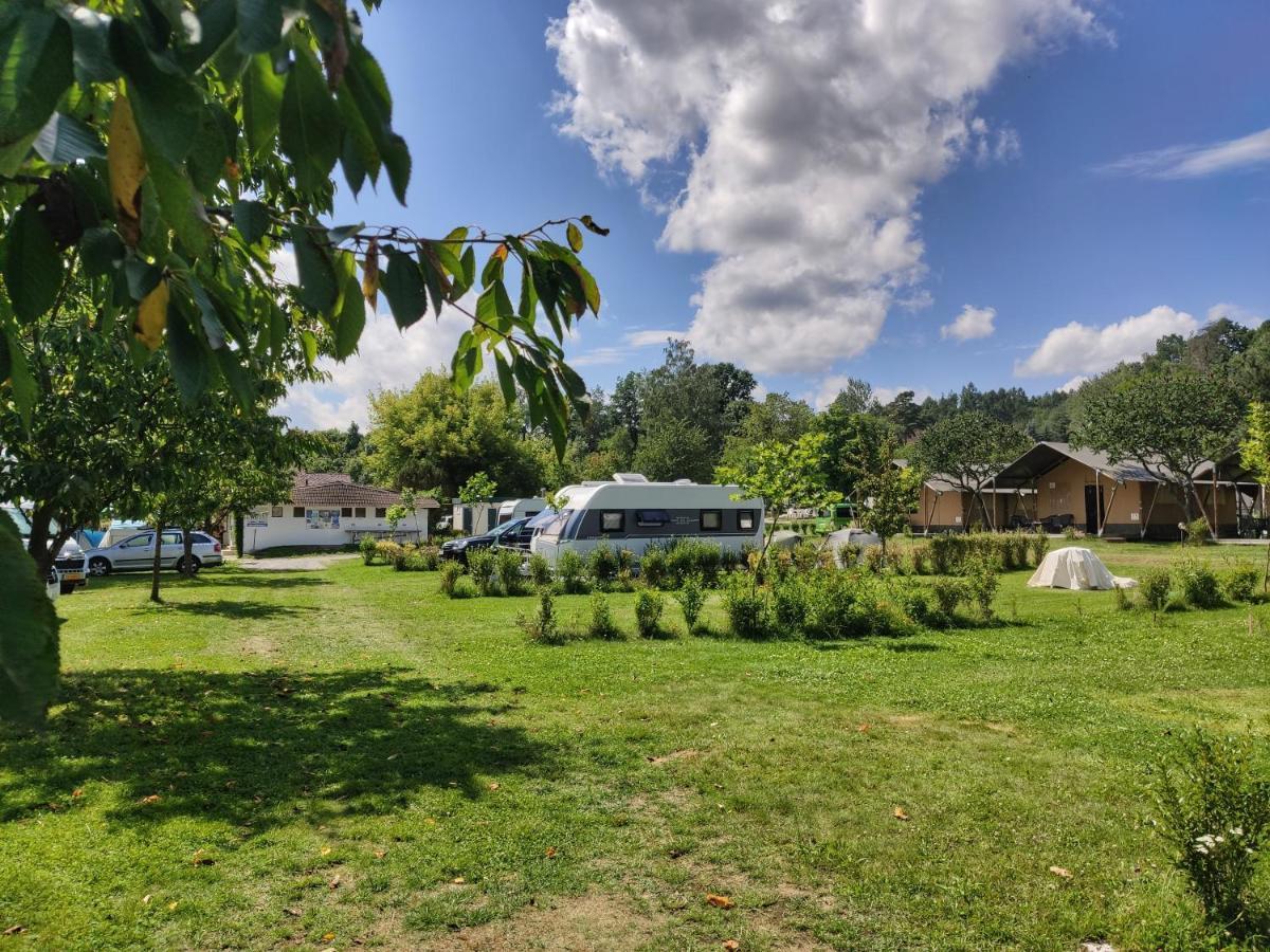 Camping Prima Hotel Týn nad Vltavou Екстериор снимка