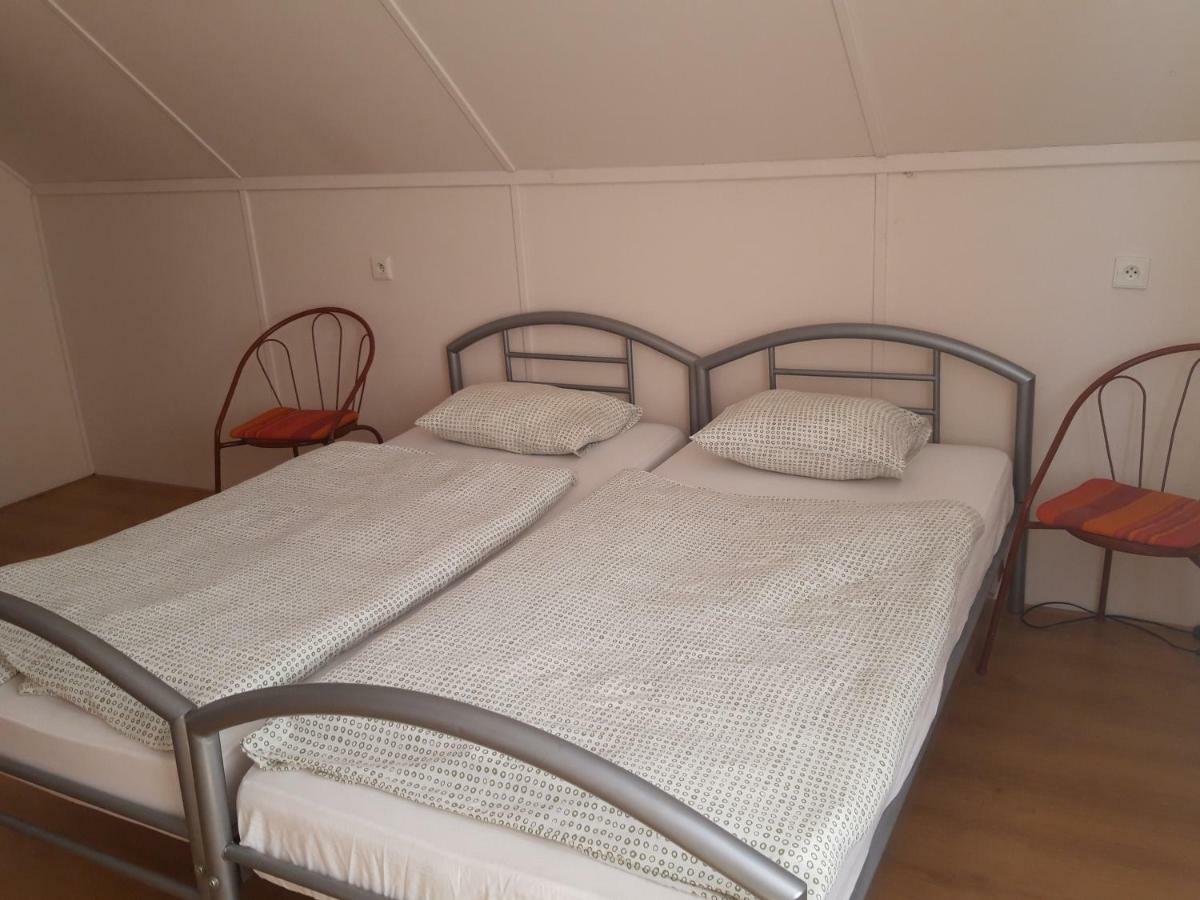 Camping Prima Hotel Týn nad Vltavou Екстериор снимка